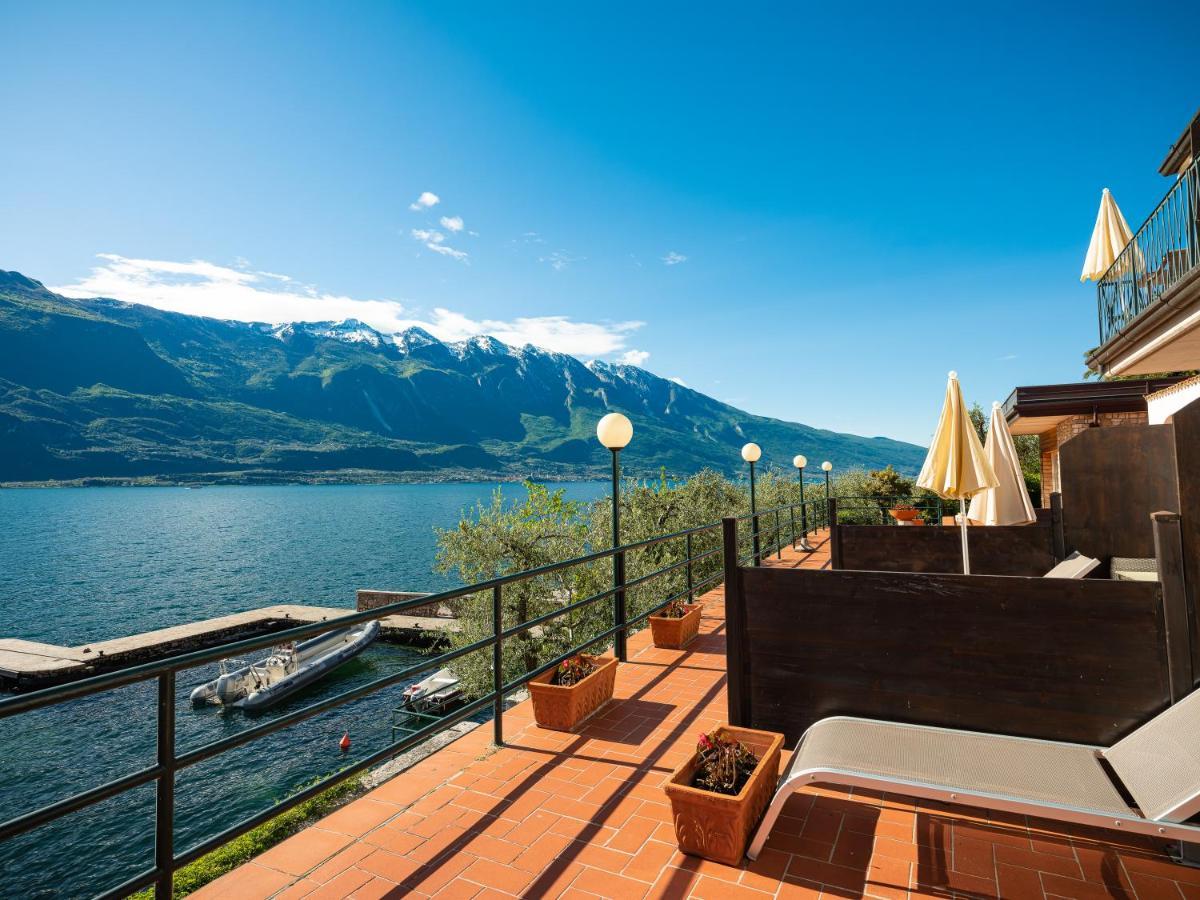 Hotel Leonardo Da Vinci ลีโมเนซุลการ์ดา ภายนอก รูปภาพ