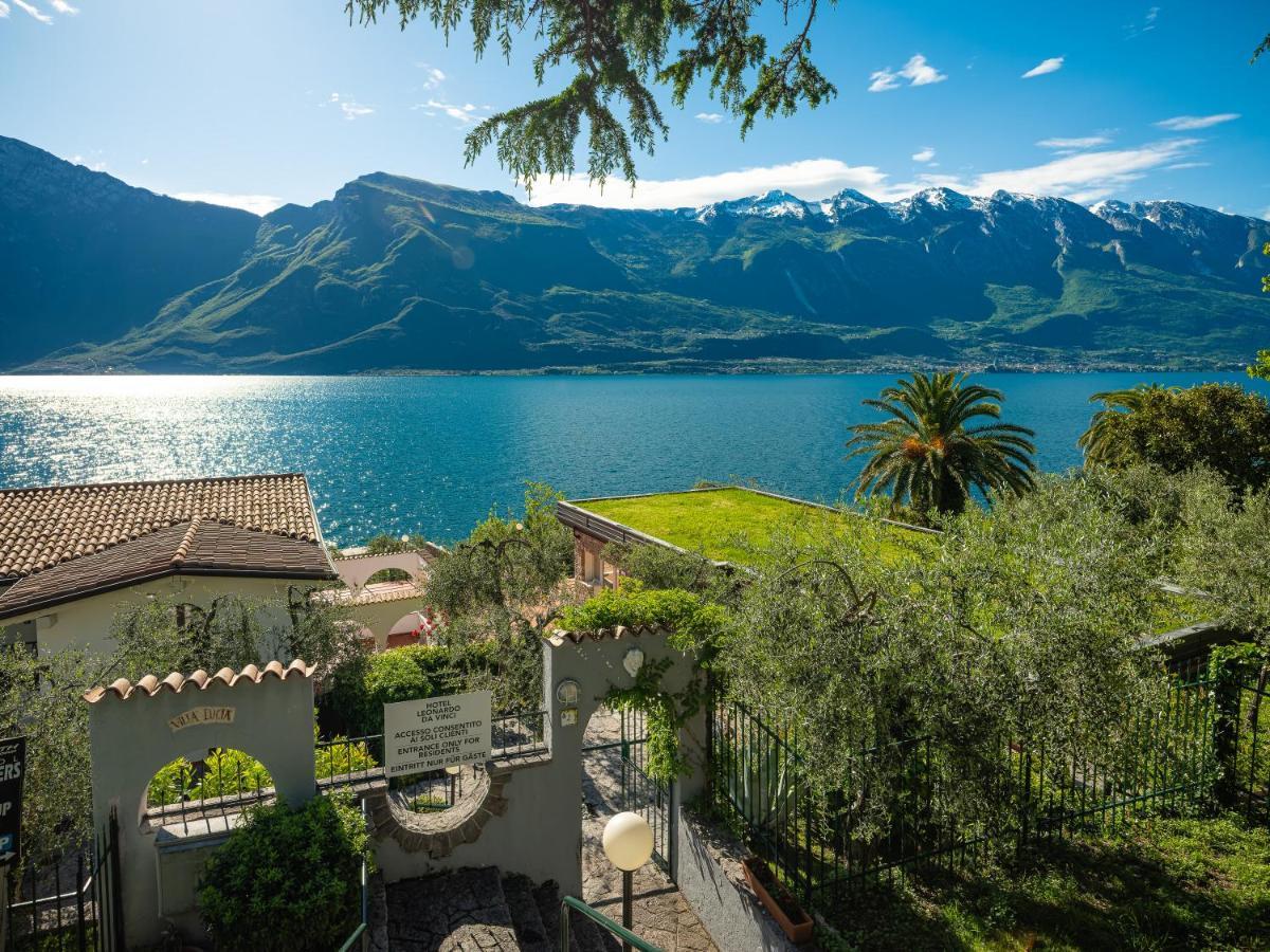 Hotel Leonardo Da Vinci ลีโมเนซุลการ์ดา ภายนอก รูปภาพ